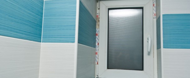 How to tile around window